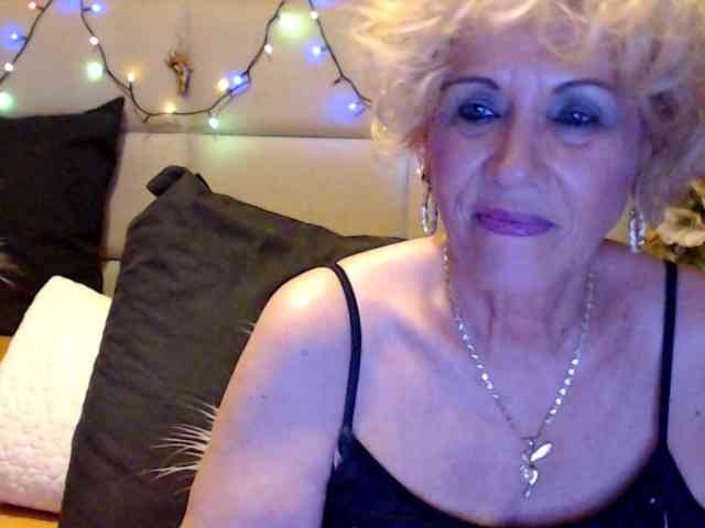 ANGELGRANNY webcam