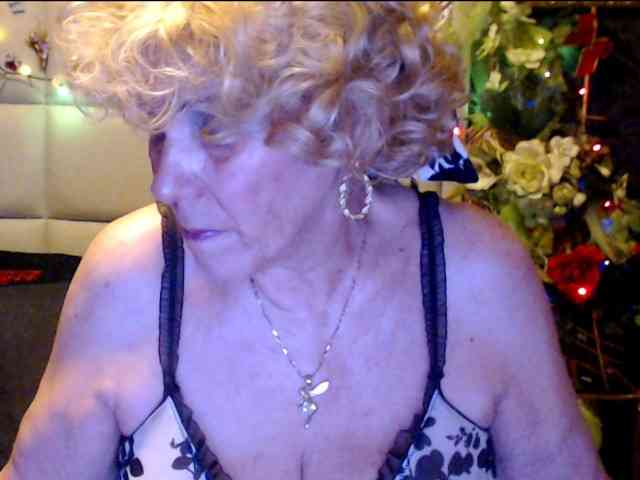 ANGELGRANNY webcam