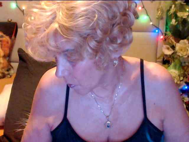 ANGELGRANNY webcam