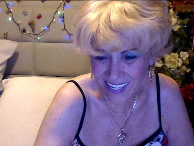 ANGELGRANNY webcam