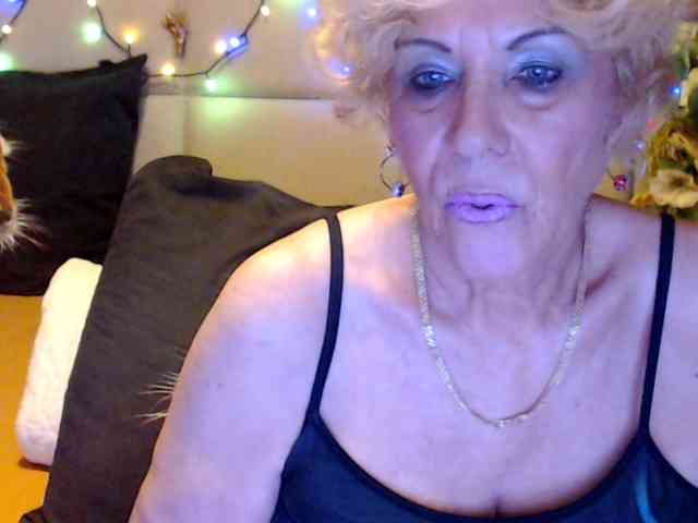 ANGELGRANNY webcam
