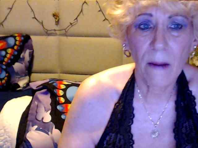 ANGELGRANNY webcam