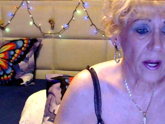 ANGELGRANNY webcam