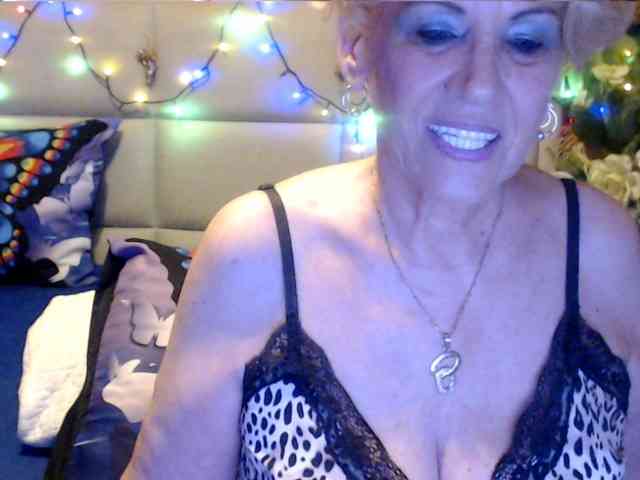 ANGELGRANNY webcam