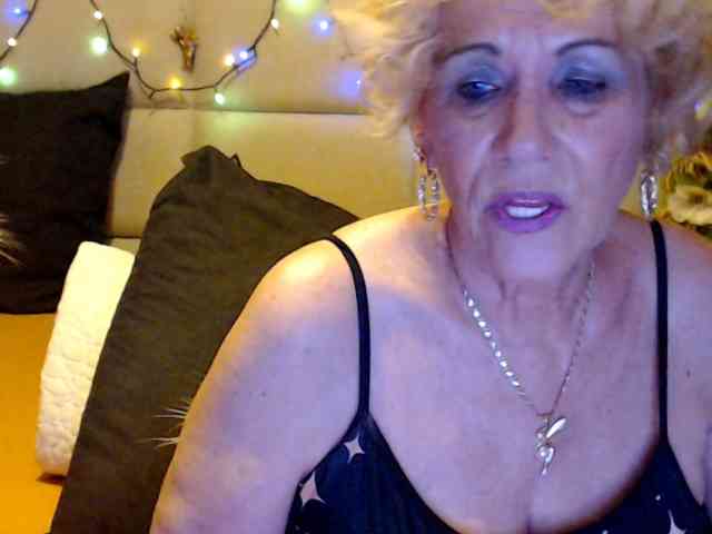 ANGELGRANNY webcam