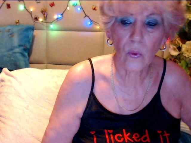 ANGELGRANNY webcam