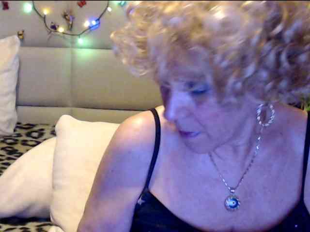 ANGELGRANNY webcam