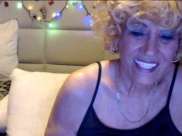 ANGELGRANNY webcam