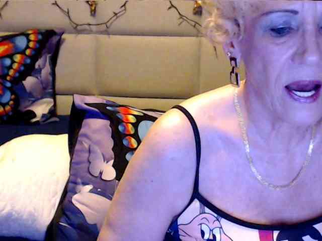 ANGELGRANNY webcam