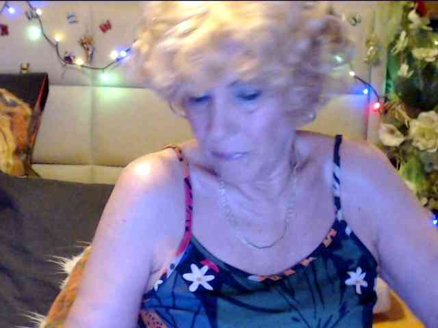 ANGELGRANNY webcam