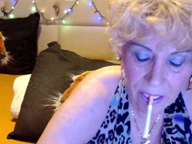 ANGELGRANNY webcam
