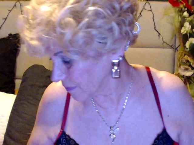 ANGELGRANNY webcam