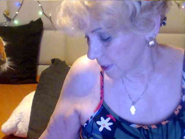 ANGELGRANNY webcam