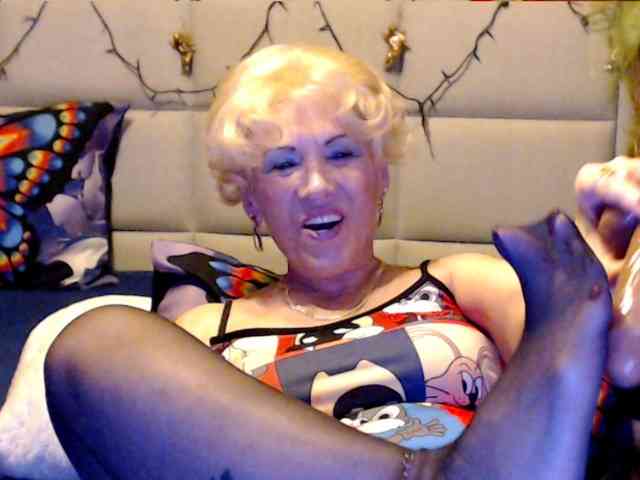 ANGELGRANNY webcam