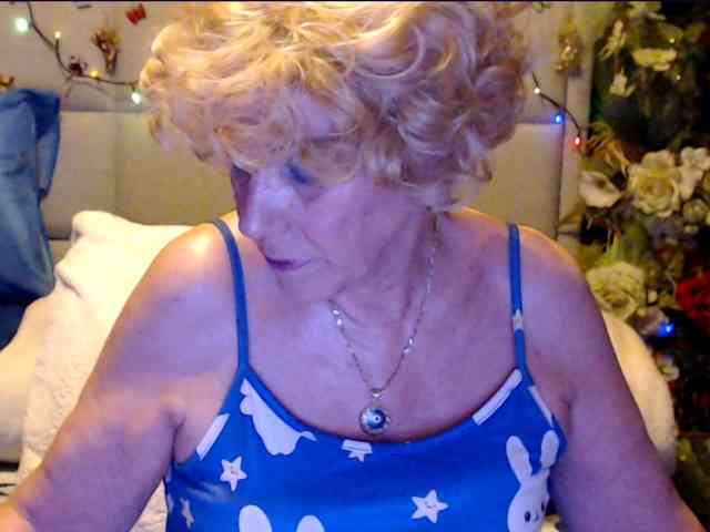 ANGELGRANNY webcam