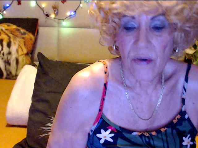 ANGELGRANNY webcam