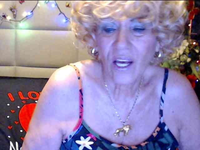 ANGELGRANNY webcam