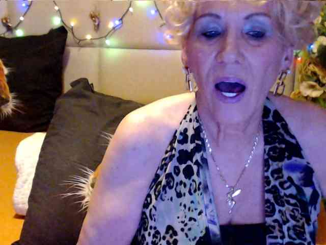 ANGELGRANNY webcam