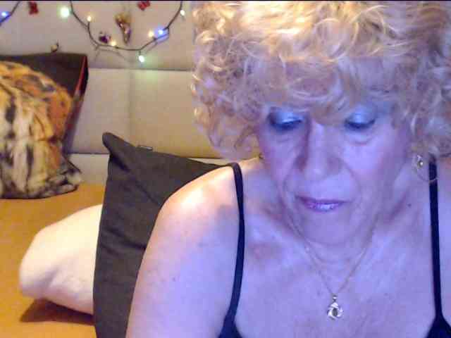 ANGELGRANNY webcam