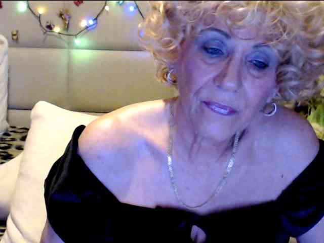 ANGELGRANNY webcam