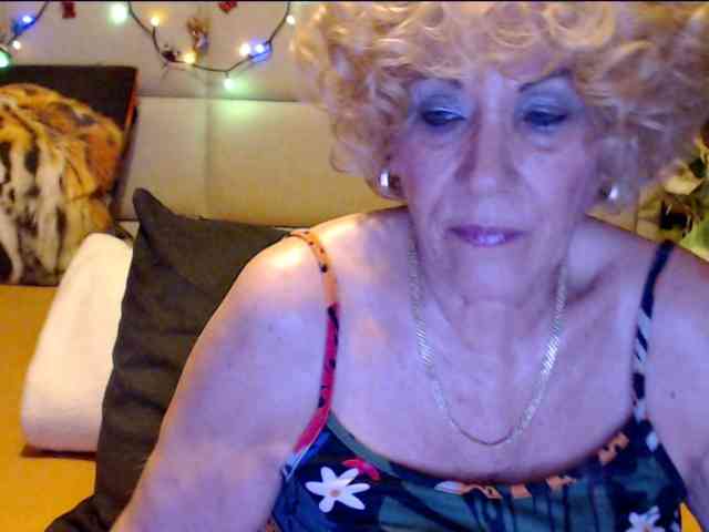 ANGELGRANNY webcam