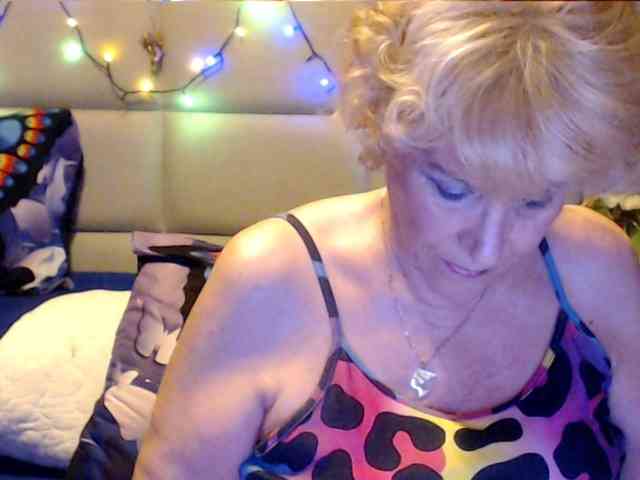 ANGELGRANNY webcam