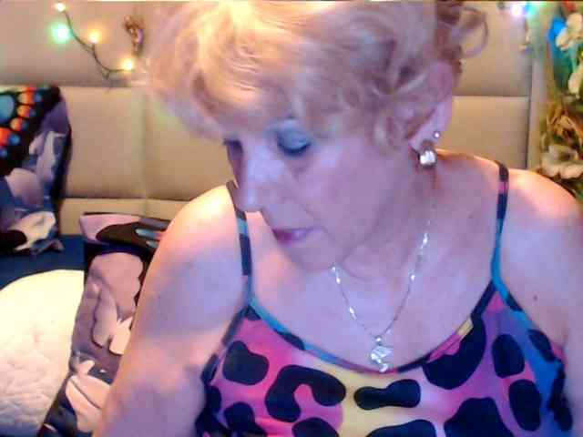 ANGELGRANNY webcam