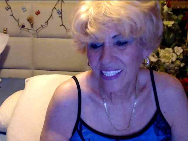 ANGELGRANNY webcam