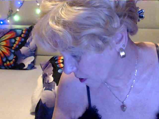 ANGELGRANNY webcam