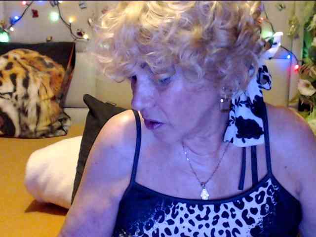 ANGELGRANNY webcam