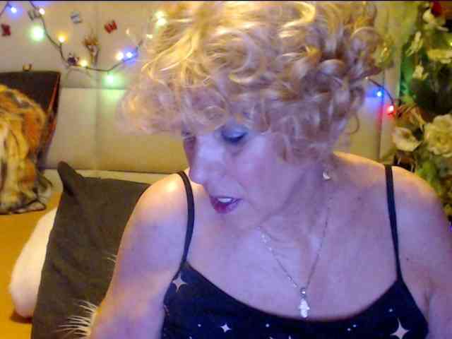 ANGELGRANNY webcam