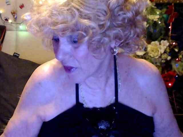 ANGELGRANNY webcam