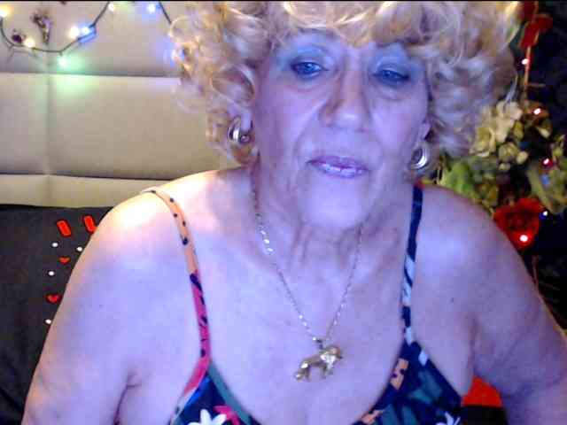 ANGELGRANNY webcam