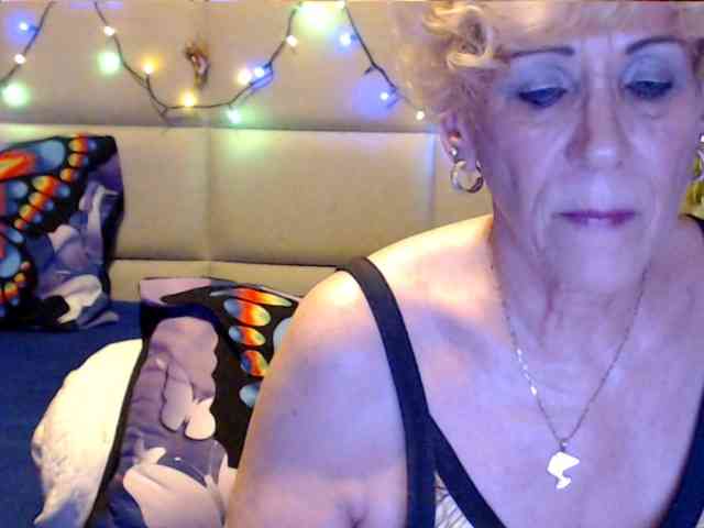 ANGELGRANNY webcam