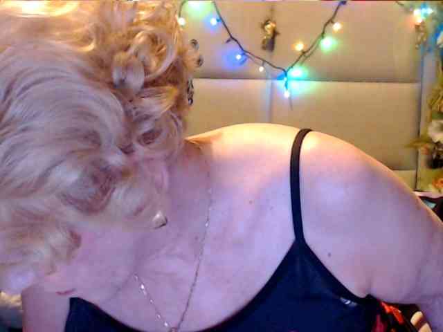 ANGELGRANNY webcam