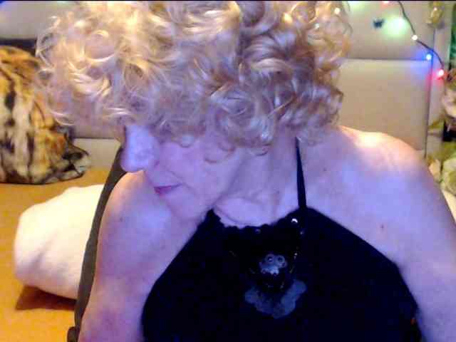 ANGELGRANNY webcam
