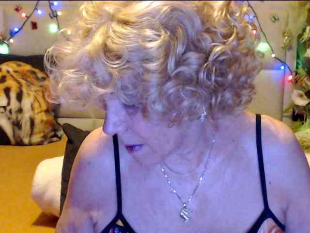ANGELGRANNY webcam