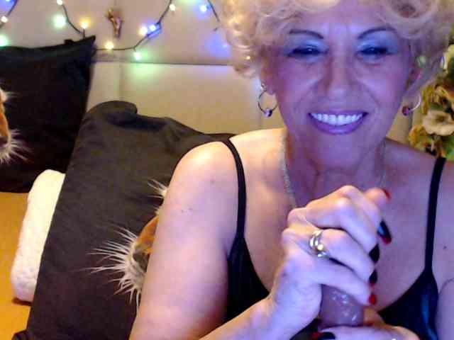 ANGELGRANNY webcam