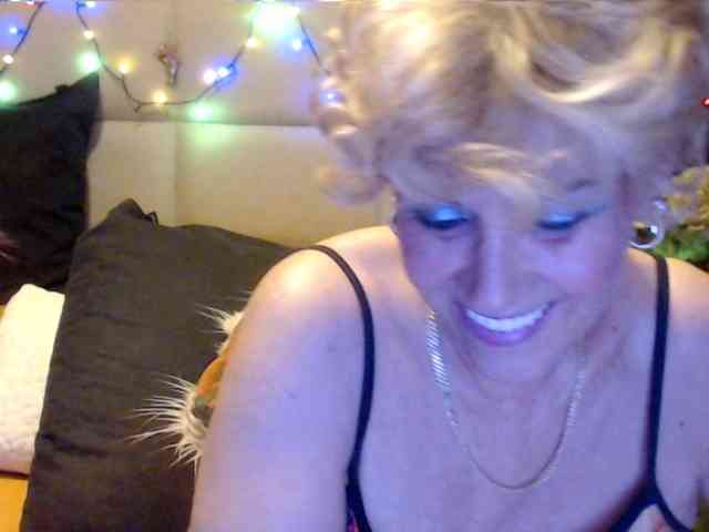 ANGELGRANNY webcam