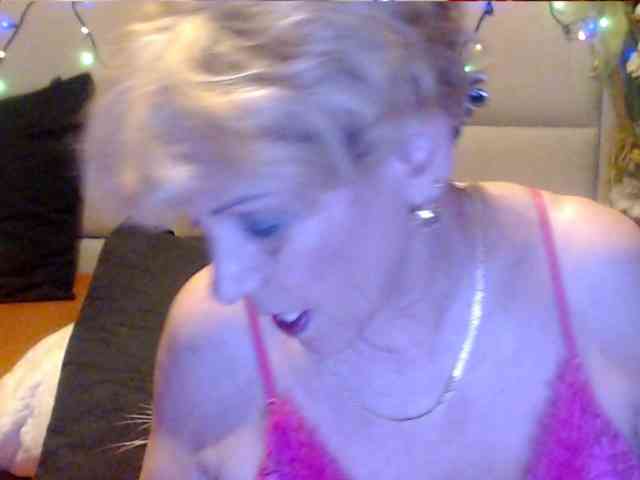 ANGELGRANNY webcam