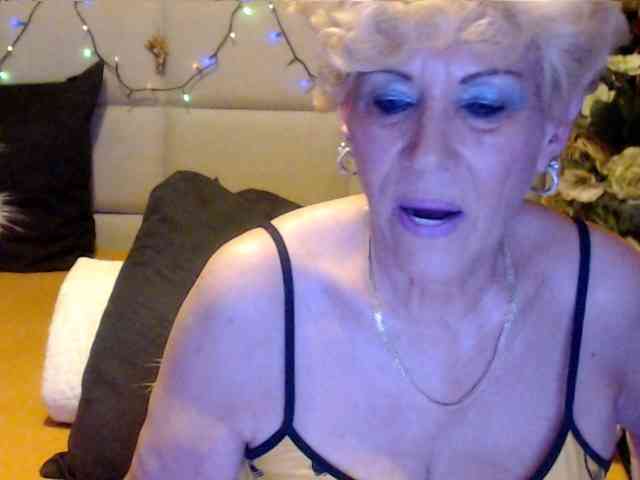 ANGELGRANNY webcam