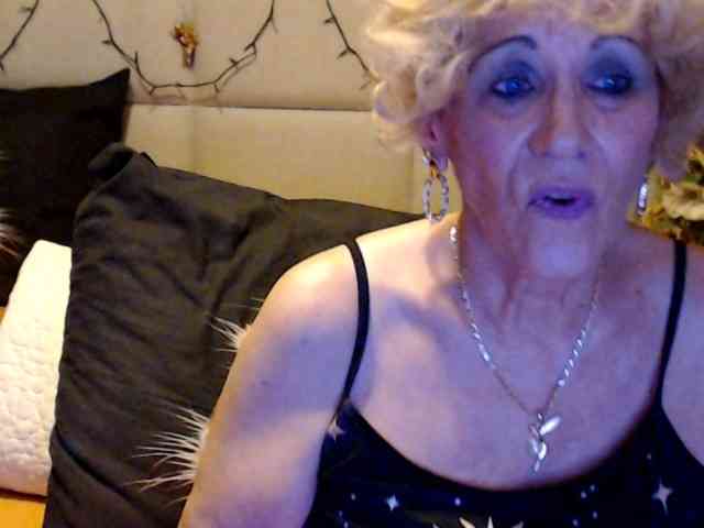 ANGELGRANNY webcam
