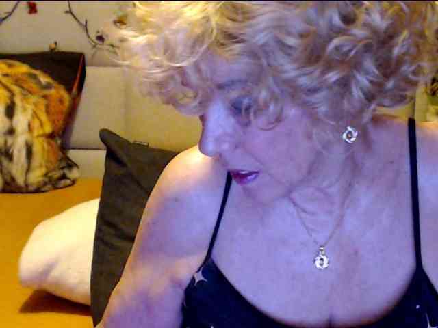 ANGELGRANNY webcam