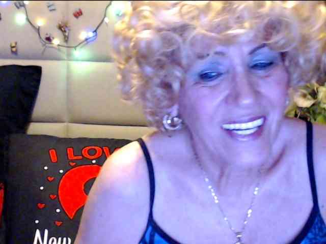 ANGELGRANNY webcam
