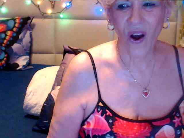 ANGELGRANNY webcam