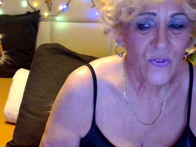 ANGELGRANNY webcam