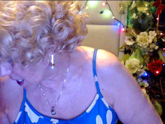 ANGELGRANNY webcam