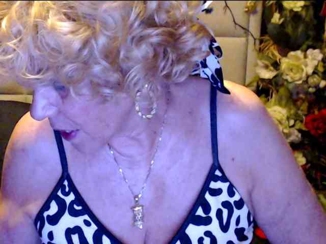 ANGELGRANNY webcam