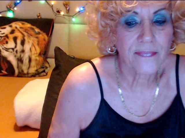 ANGELGRANNY webcam