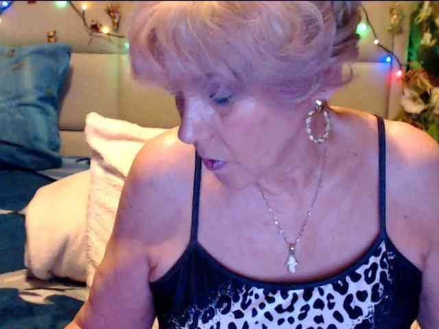 ANGELGRANNY webcam